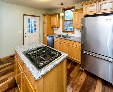 Washington, HOPKINS, MN 55343