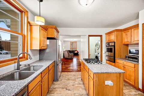 Washington, HOPKINS, MN 55343