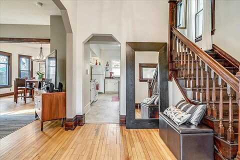 Stevens, MINNEAPOLIS, MN 55409