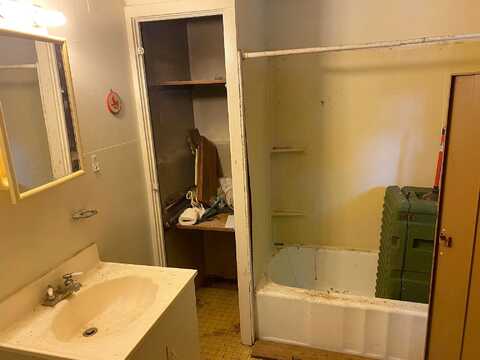 Crawfordville, TALLAHASSEE, FL 32305