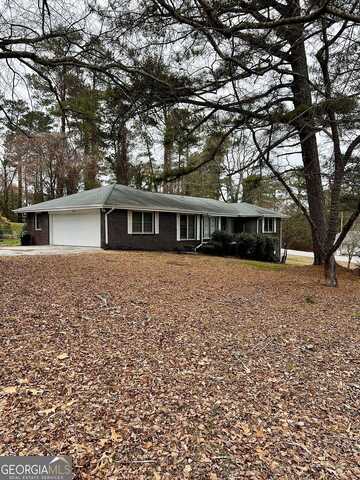 Lake Capri, CONYERS, GA 30012