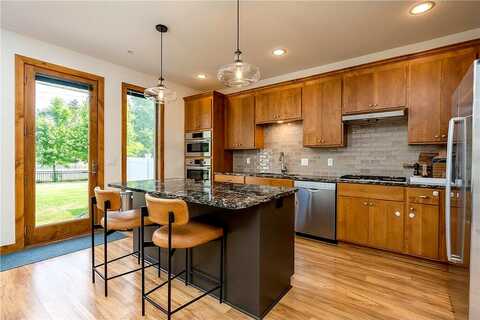Pinnacle, MANKATO, MN 56001