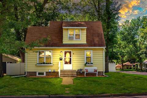 15Th, MINNEAPOLIS, MN 55423