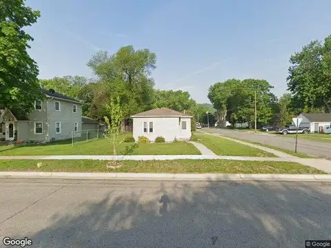 Center, NORTH MANKATO, MN 56003