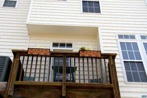 Lockwood, CHARLOTTESVILLE, VA 22911