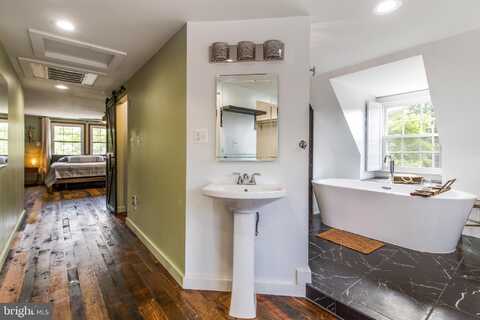 Sussex, FREDERICKSBURG, VA 22405