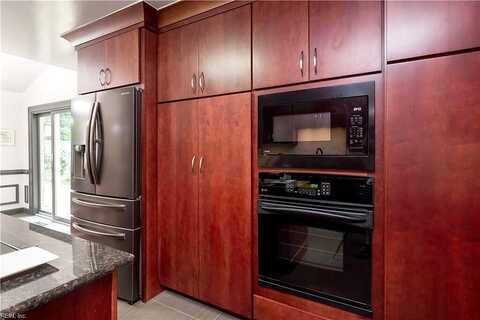 Upper Hastings, VIRGINIA BEACH, VA 23452