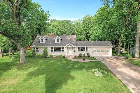Fairhills, MINNETONKA, MN 55345