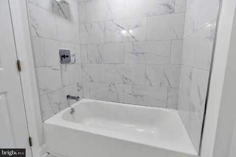 Oregon Hollow, LINDEN, VA 22642