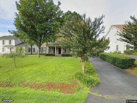 Broad Crossing, CHARLOTTESVILLE, VA 22911