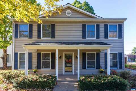 Broad Crossing, CHARLOTTESVILLE, VA 22911