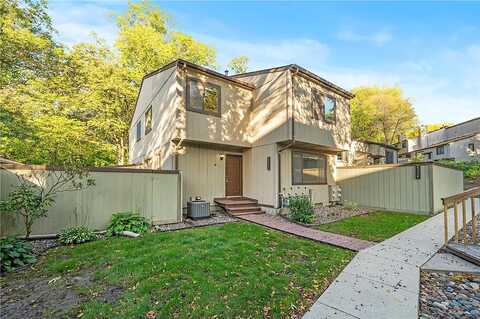 Saint Johns, EDEN PRAIRIE, MN 55346