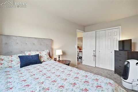 Hunters, COLORADO SPRINGS, CO 80911
