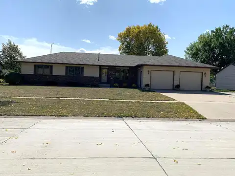 Maplewood, WORTHINGTON, MN 56187