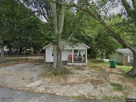 Luckie, LAVONIA, GA 30553