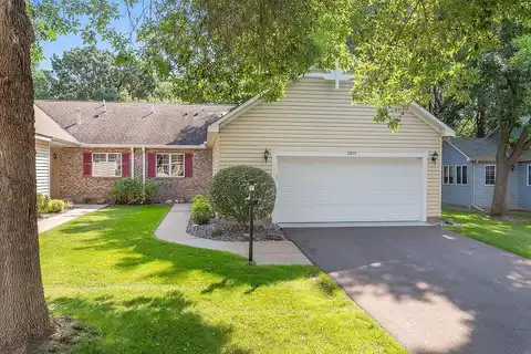 Lake Court, SAINT PAUL, MN 55112