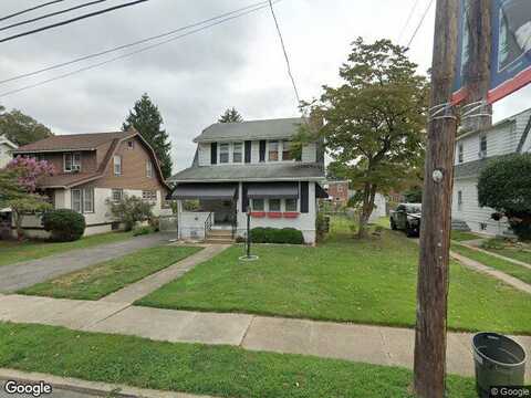 Roland, BROOKHAVEN, PA 19015