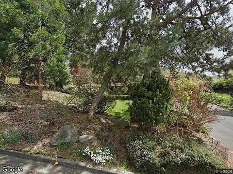 9Th, GRANTS PASS, OR 97526