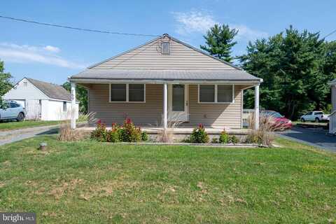 Turnpike, ELIZABETHTOWN, PA 17022