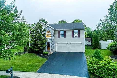 Foxdale, WHITEHALL, PA 18052
