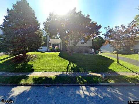 Sue Ellen, HAVERTOWN, PA 19083