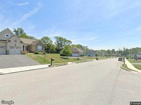 Pearl, HANOVER, PA 17331