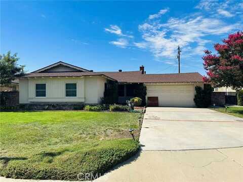 Gretta, WEST COVINA, CA 91790