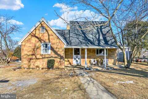 Pershing, READING, PA 19607