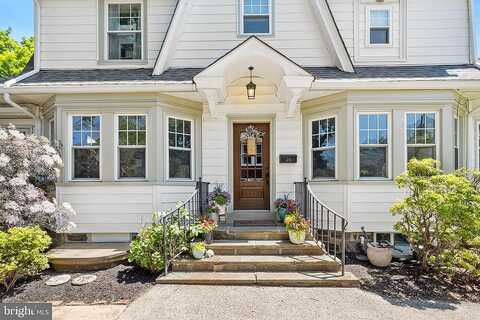 Benedict, HAVERTOWN, PA 19083