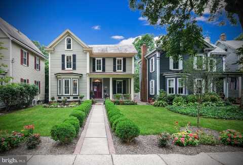 Court, DOYLESTOWN, PA 18901