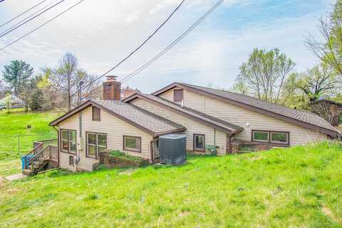 Craig, ROANOKE, VA 24012