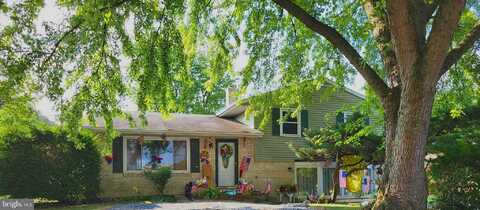 Esther, LEBANON, PA 17042