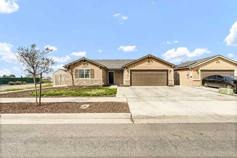Jules, HANFORD, CA 93230