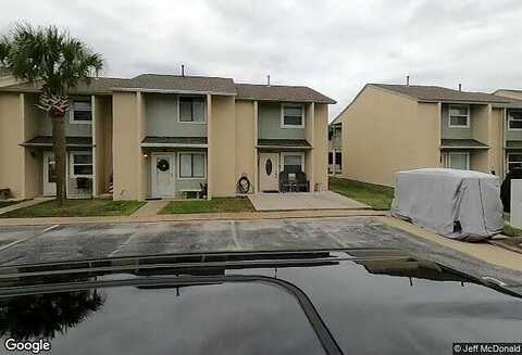 Leslie, PANAMA CITY BEACH, FL 32407