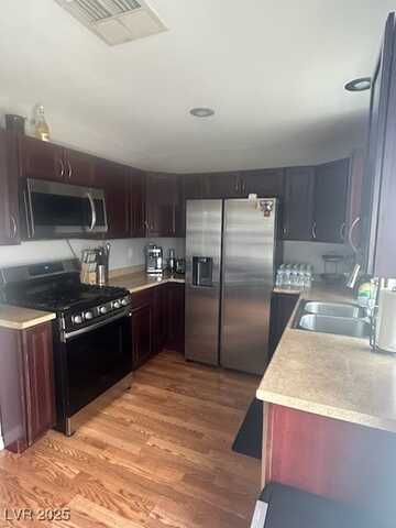 Forest Vista, LAS VEGAS, NV 89147