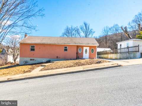 18Th, READING, PA 19606