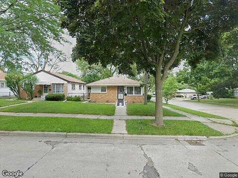 74Th, MILWAUKEE, WI 53218