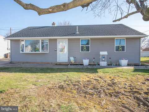 Cedarcrest, BENSALEM, PA 19020
