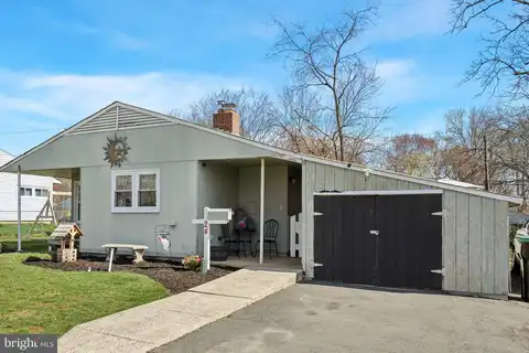 Mountain, LEVITTOWN, PA 19054