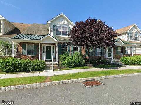 Hanford, PENNSBURG, PA 18073