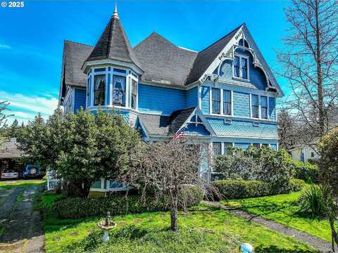 Collier, COQUILLE, OR 97423