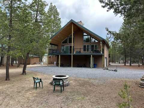 Teatable, CRESCENT LAKE, OR 97733