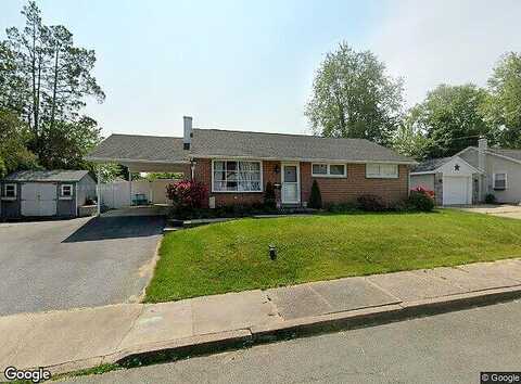Kay, POTTSTOWN, PA 19464