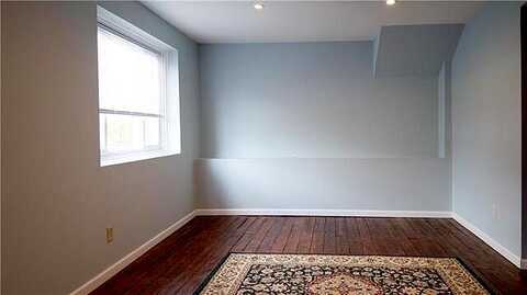 Moravia, FOUNTAIN HILL, PA 18015