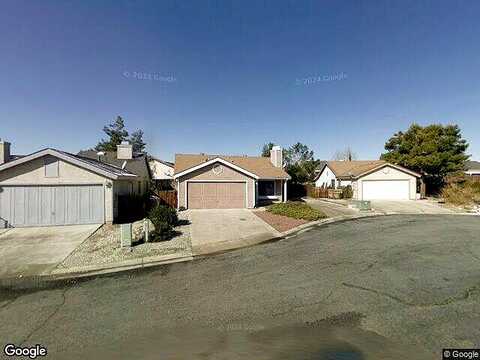 Mapleleaf, HESPERIA, CA 92344