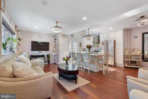 Cloverly, PHILADELPHIA, PA 19136