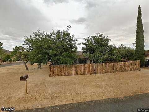 Navajo, YUCCA VALLEY, CA 92284