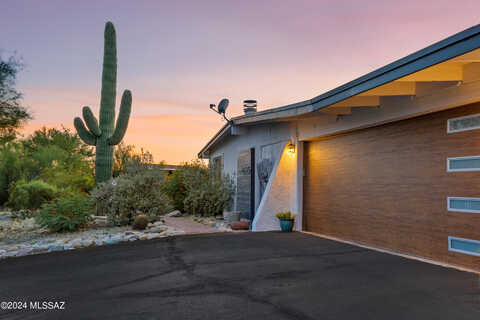 Camino Gacela, TUCSON, AZ 85718
