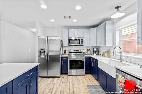 Blue Topaz, SAN ANTONIO, TX 78245
