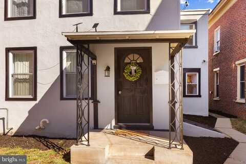 Chestnut, POTTSTOWN, PA 19464